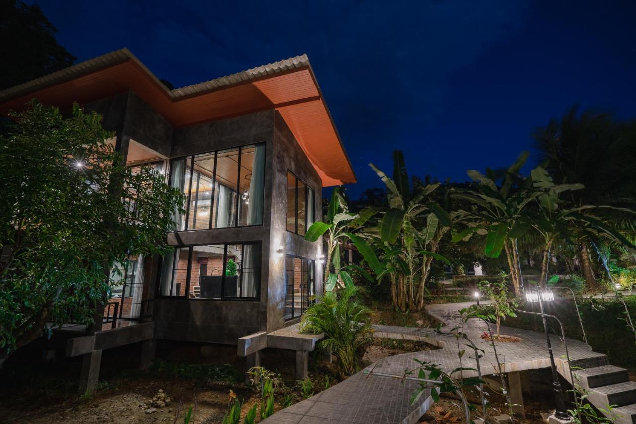 Grandfather Khaolak Resort Khao Lak Exterior photo